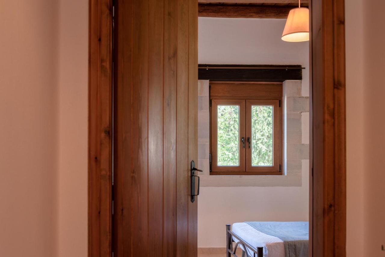 Koules Estate, With Private Pools & Bbq - Embracing Nature, By Thinkvilla Argouli Exteriér fotografie
